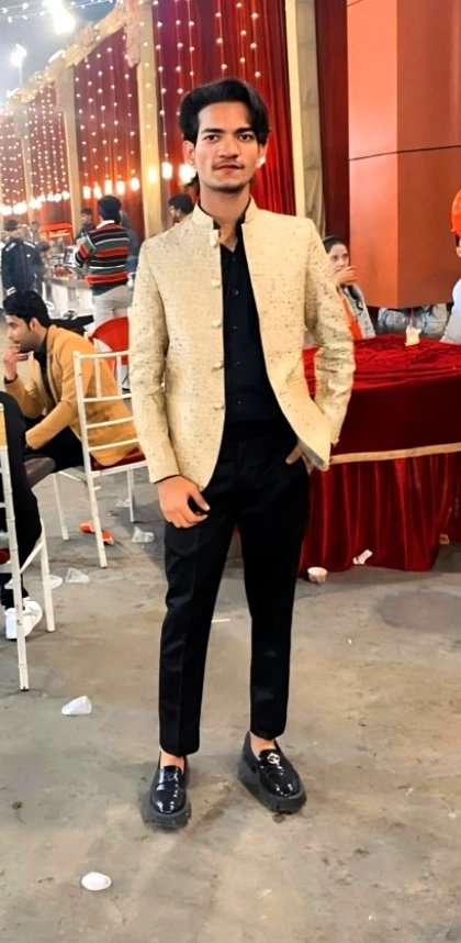 Naveen Khan